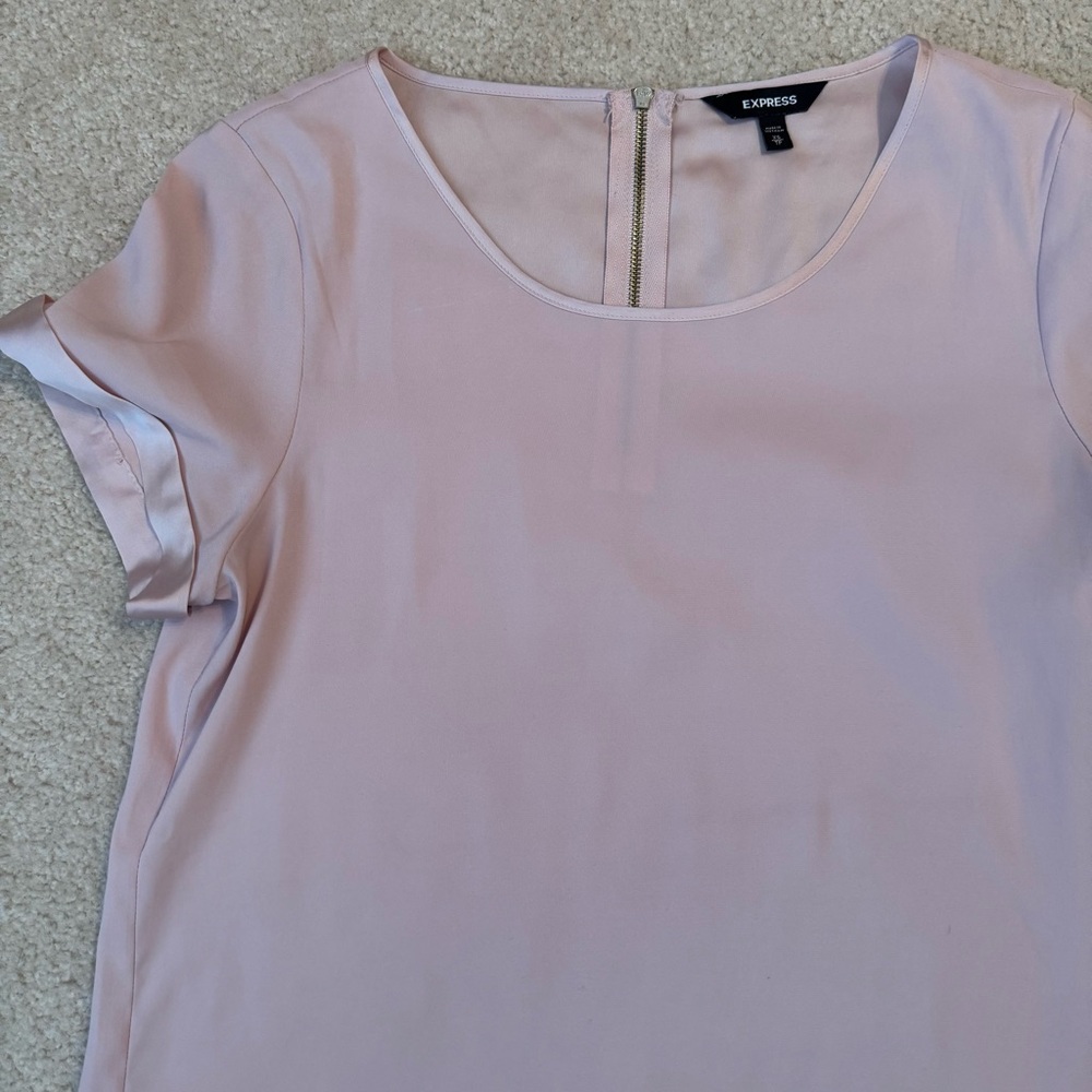 Express Short Sleeve Top - Picture 2 of 8